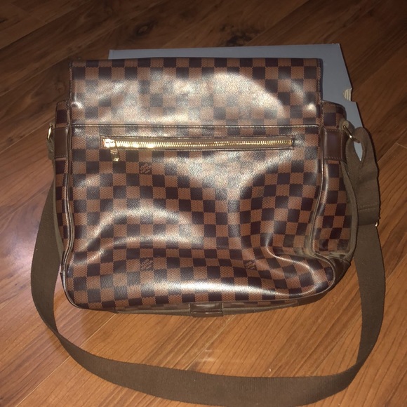 Louis Vuitton Side Bag - Picture 2 of 3